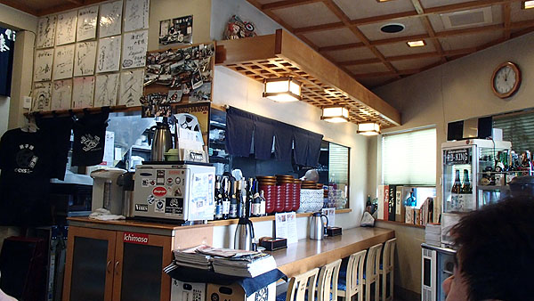 海ぼうずの店内